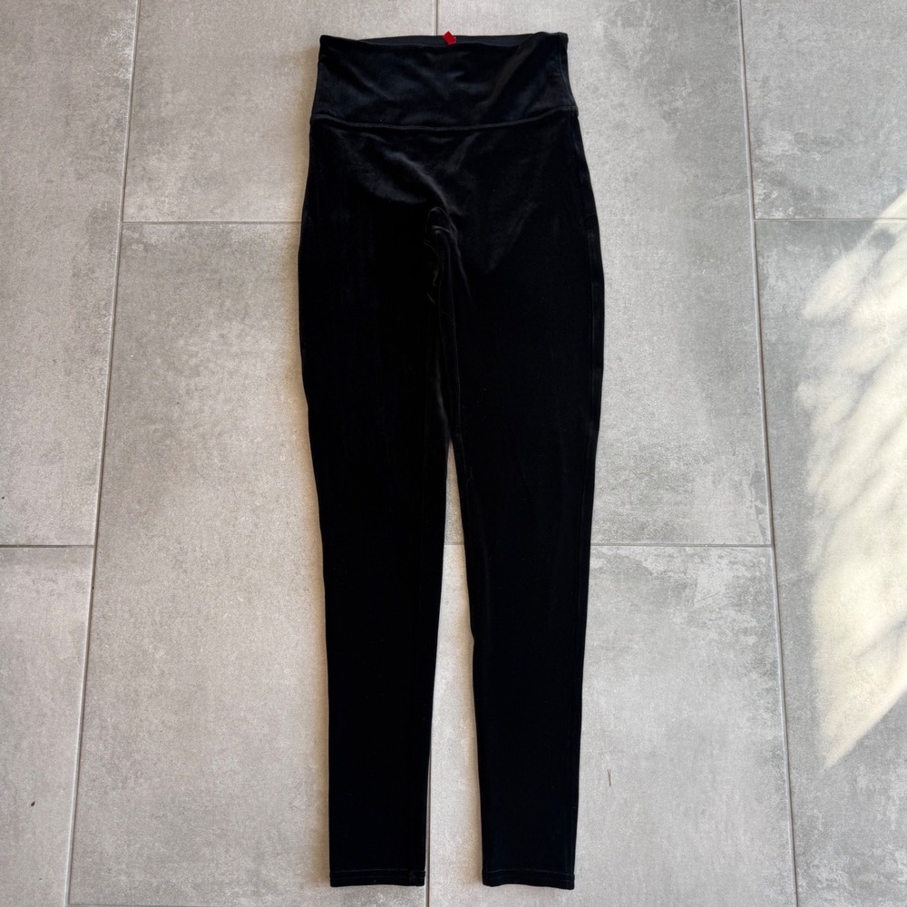 Spanx Black Velvet High Waisted Leggings Women's Size Medium Slim Fit Soft